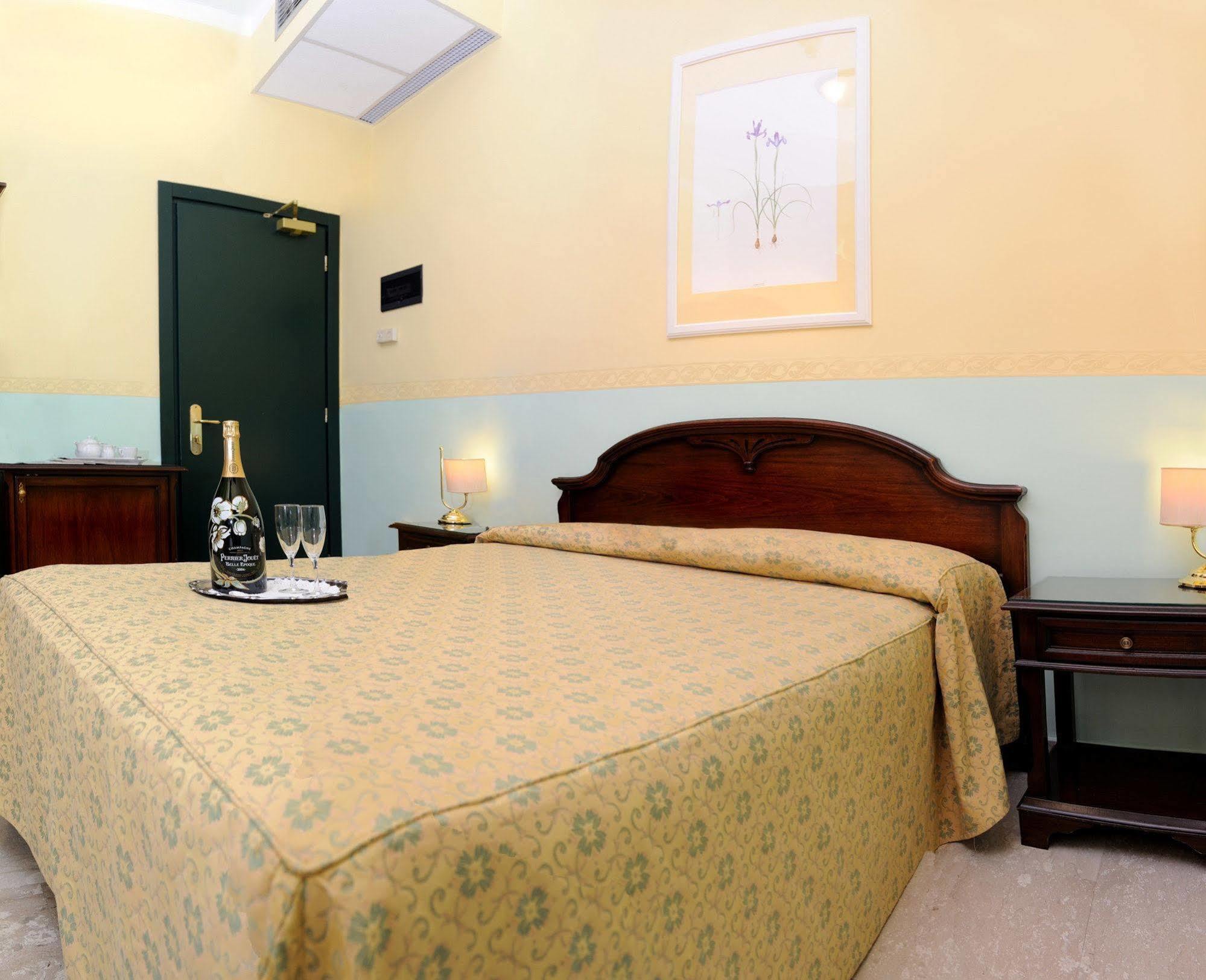 Hotel L'Ottava Monte Compatri Exterior foto